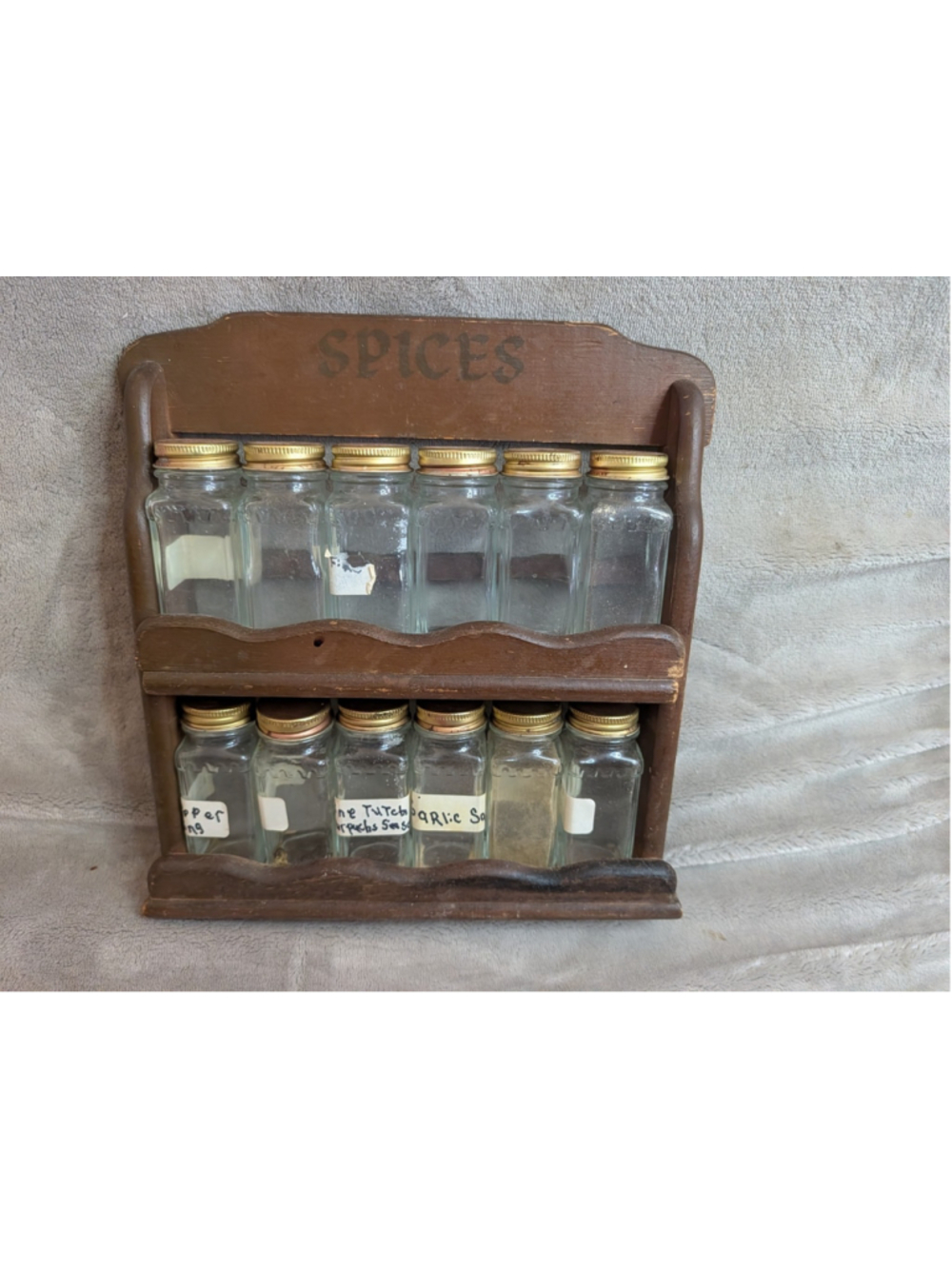 Vintage Wood 2 Tier Spice Rack 12 Pierce Glass Jars Gold Lids Farmhouse